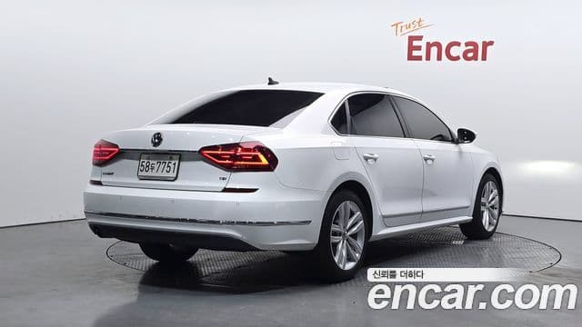 Volkswagen The New Passat 2