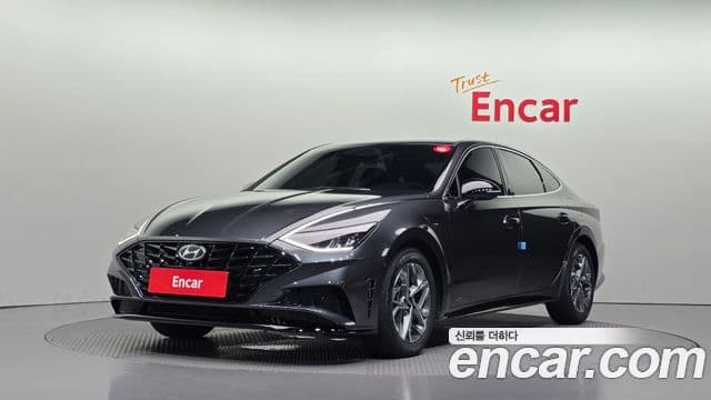 Hyundai Sonata (DN8)