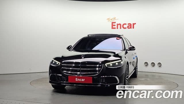 Mercedes-Benz S-Class W223 3