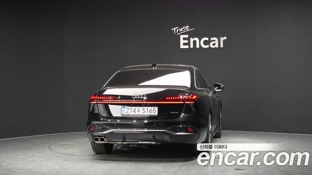 Audi A6 (C9) 3