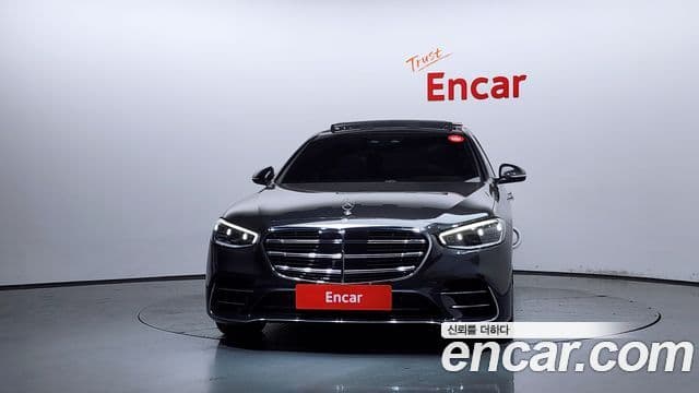 Mercedes-Benz S-Class W223 3