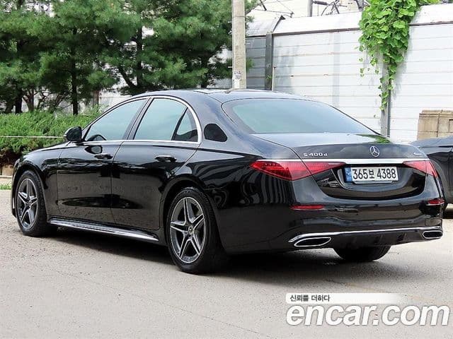 Mercedes-Benz S-Class W223 2