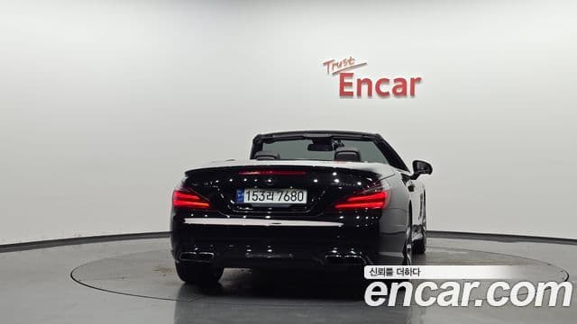 Mercedes-Benz New SL-Class 3