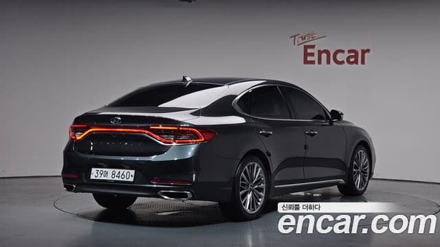 Hyundai Grandeur IG 2