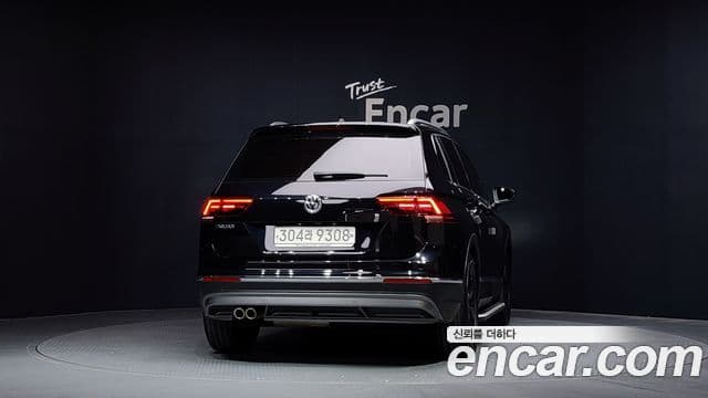 Volkswagen Tiguan 2nd Gen 4