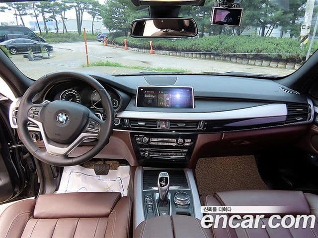 BMW X5 (F15) 4