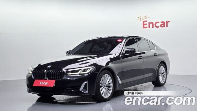 BMW 5 Series (G30)