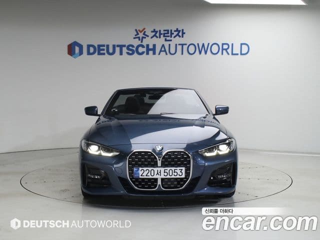 BMW 4 Series (G22) 3