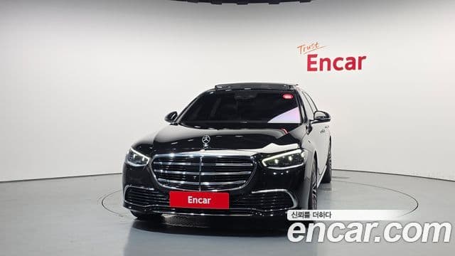 Mercedes-Benz S-Class W223 2
