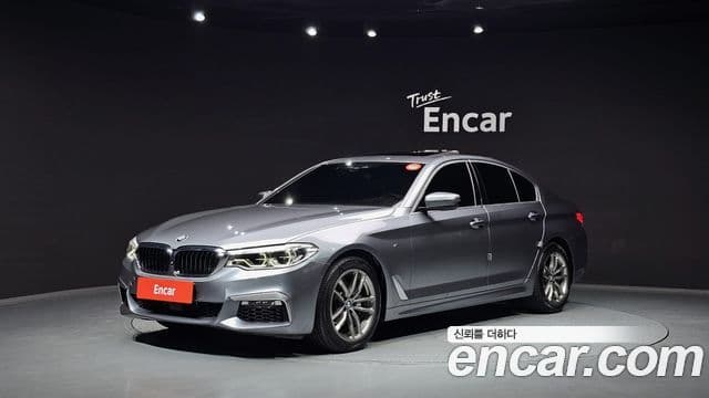 BMW 5 Series (G30)