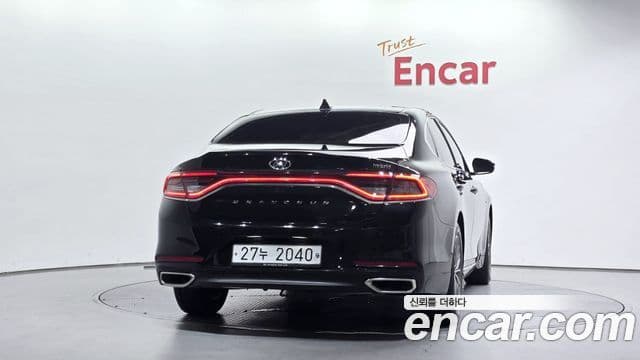 Hyundai Grandeur IG Hybrid 4