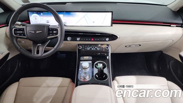 Genesis GV70 4