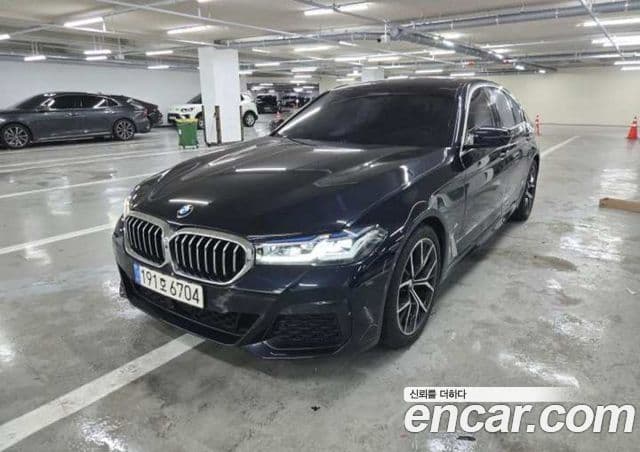 BMW 5 Series (G30) 2