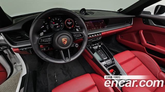Porsche 911 (992) 4