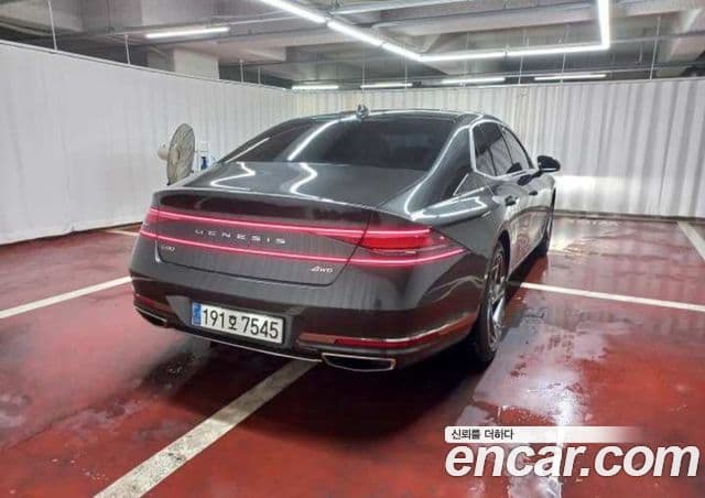 Genesis G90 (RS4) 3