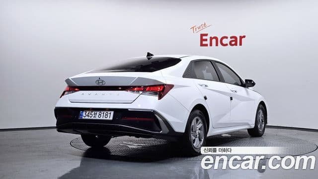 Hyundai The New Avante (CN7) 2