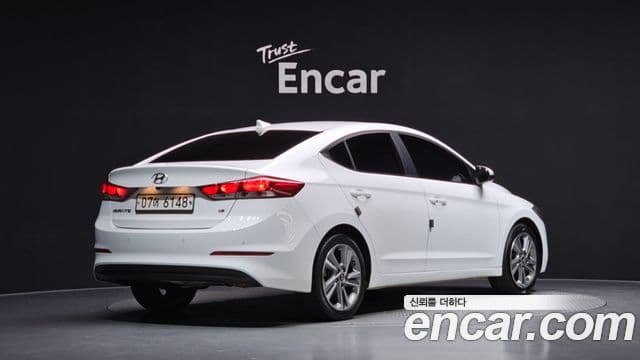 Hyundai Avante AD 2