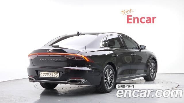 Hyundai The New Grandeur IG 2
