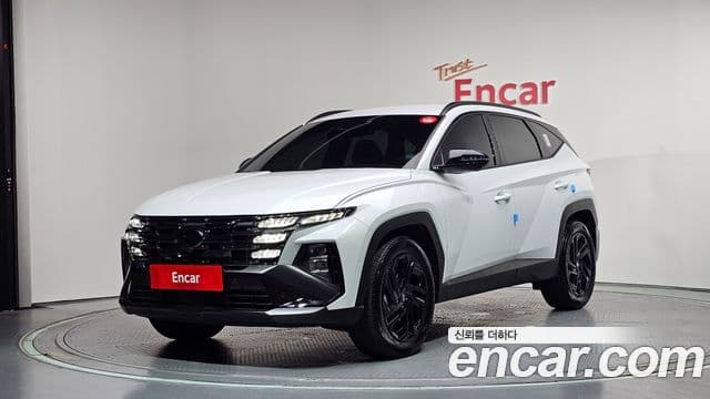 Hyundai The New Tucson Hybrid (NX4)