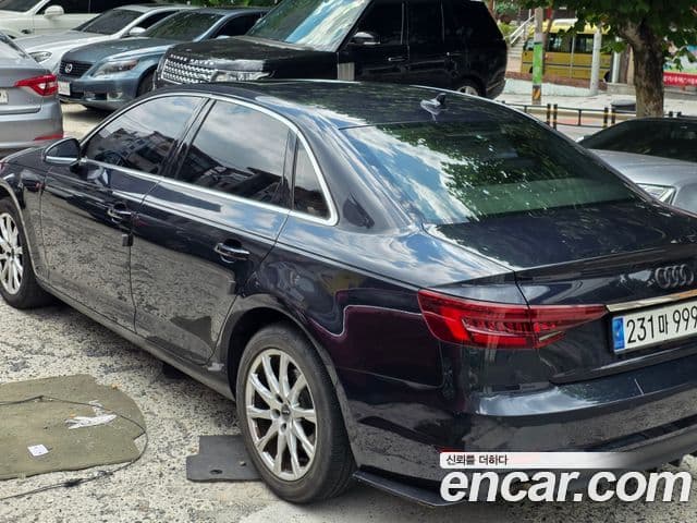 Audi A4 (B9) 3