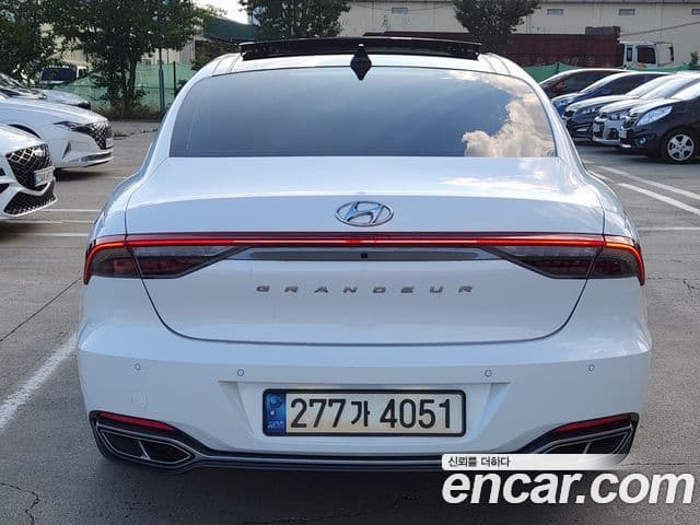 Hyundai The New Grandeur IG 4