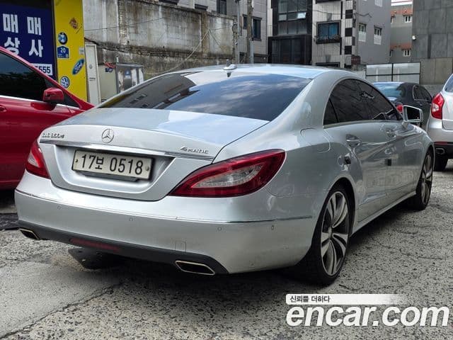 Mercedes-Benz CLS-Class W218 3