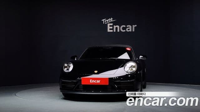 Porsche 911 (992) 3