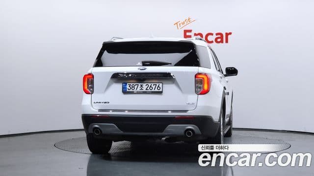 Ford Explorer 6th Gen 4