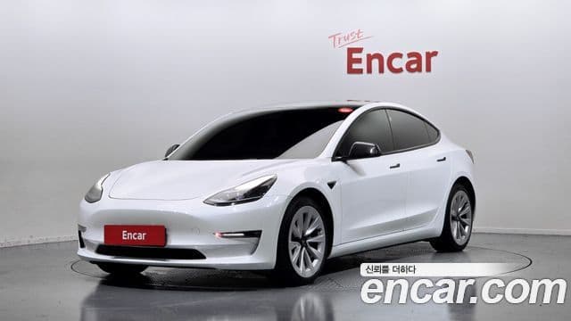 Tesla Model 3 1