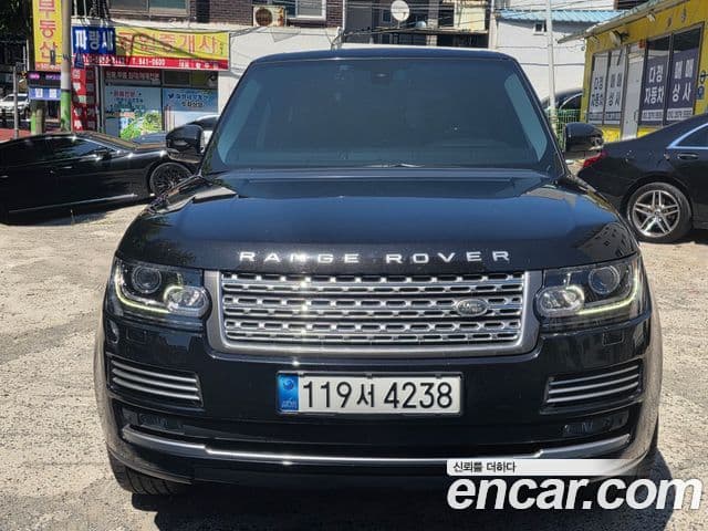 Land Rover Range Rover 4th Gen — 1