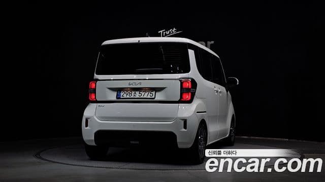 Kia The New Kia Ray 4