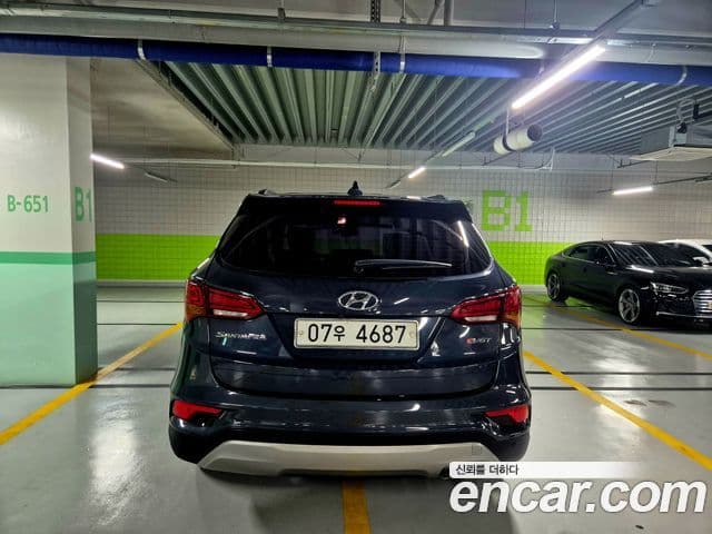 Hyundai Santa Fe DM 2