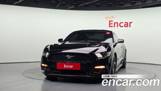 Ford Mustang 3