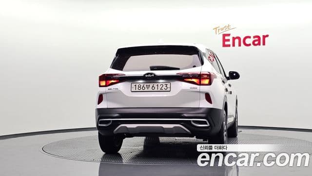 Kia Seltos 4