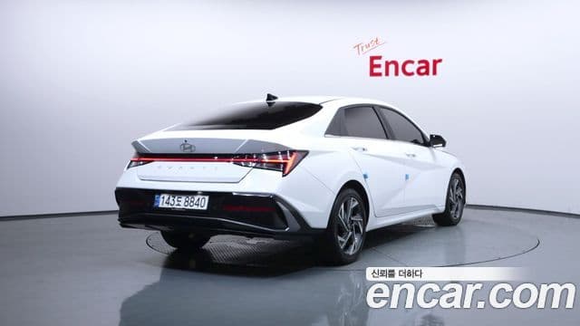 Hyundai The New Avante (CN7) 2