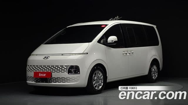 Hyundai Staria 1