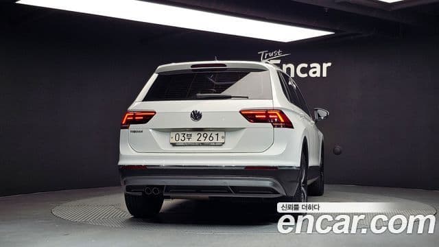 Volkswagen Tiguan 2nd Gen 4
