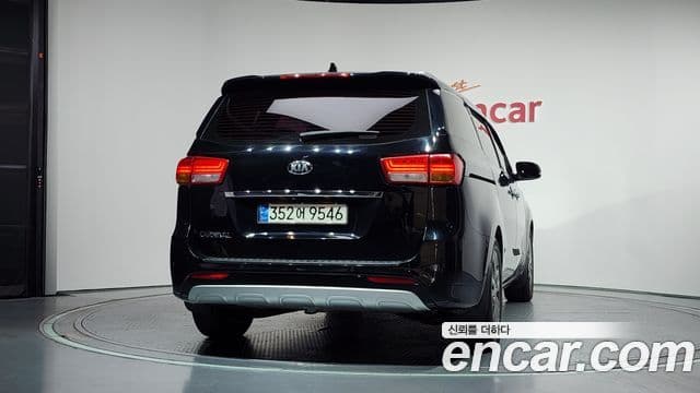Kia All New Carnival 4