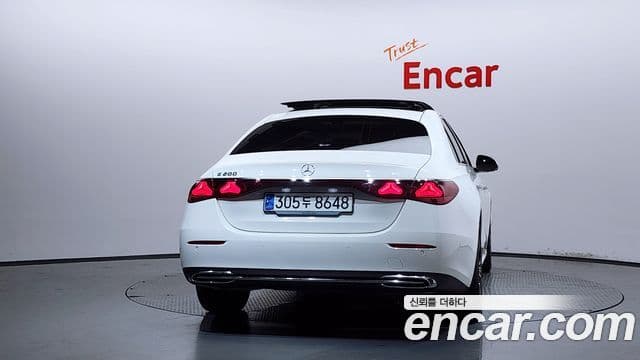 Mercedes-Benz E-Class W214 4