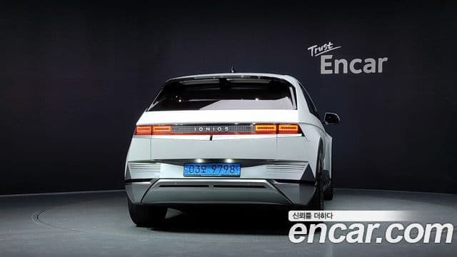 Hyundai Ioniq 5 4