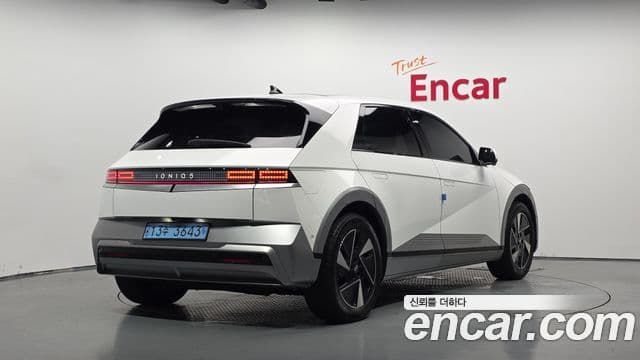 Hyundai The New Ioniq 5 2