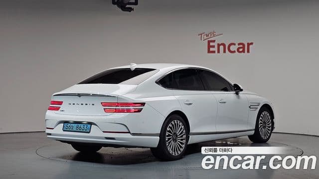 Genesis Electrified G80 (RG3) 2