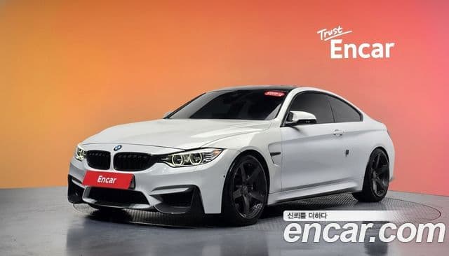 BMW M4 (F82)