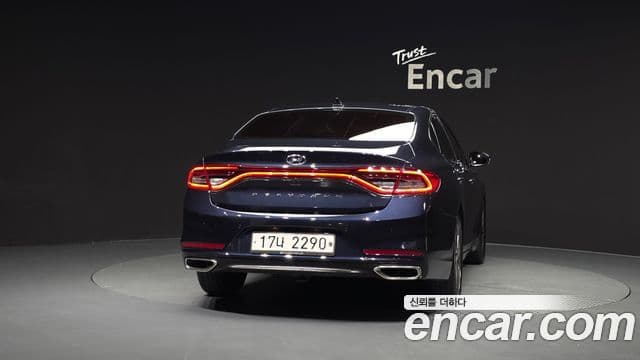 Hyundai Grandeur IG 4