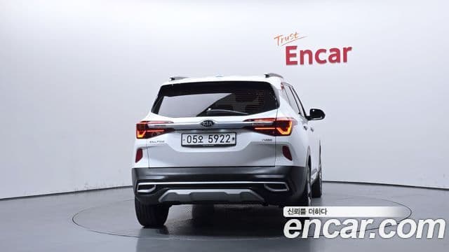 Kia Seltos 4