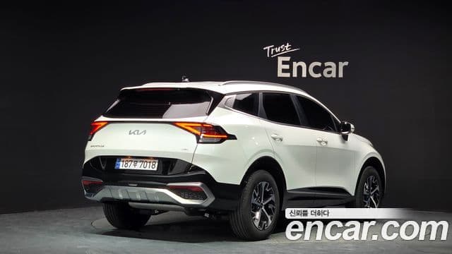 Kia Sportage 5th Gen Hybrid 2