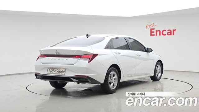 Hyundai Avante (CN7) 2