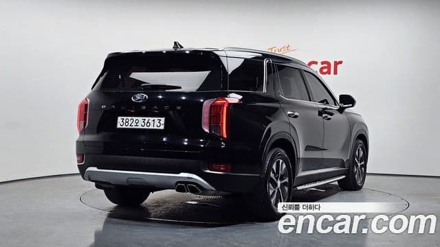 Hyundai Palisade 2