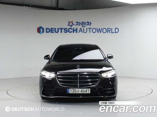 Mercedes-Benz S-Class W223 1