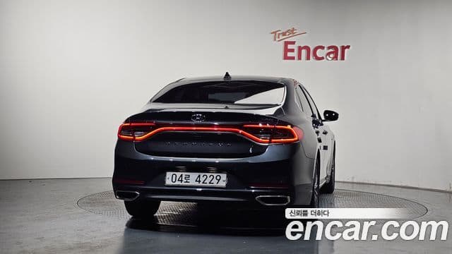 Hyundai Grandeur IG Hybrid 4